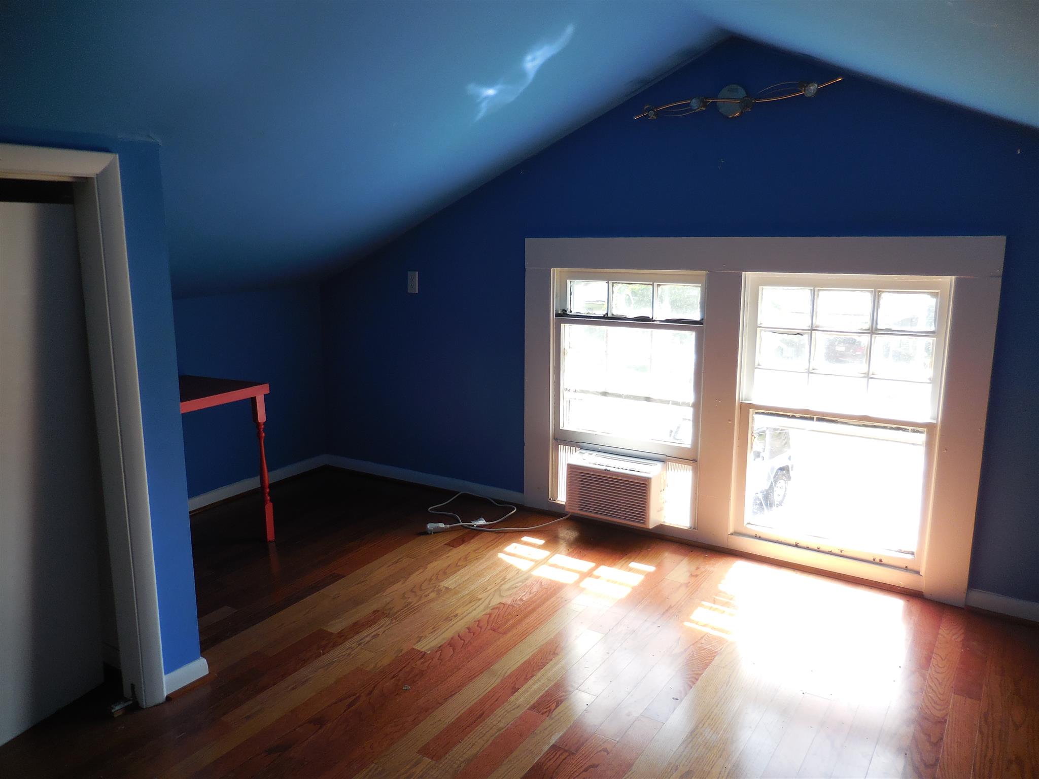 301 Main Street Prospect, TN 38477 - Photo 19 of 20 Upstairs Bedroom