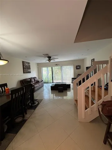 $355,000 | 9204 Northwest 49th Place, Sunrise, FL 33351