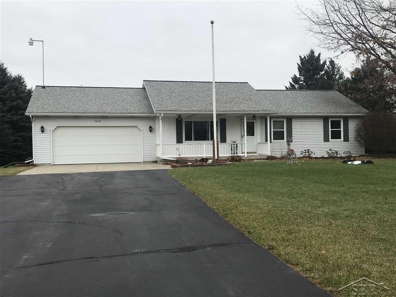 7410 Bell Road Birch Run, MI 48415 - Photo 1 of 28