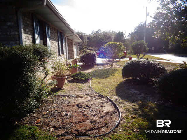 2804 Pine Ridge Drive Lillian, AL 36549 - Photo 39 of 39 View of beautifully landscaped front yard.