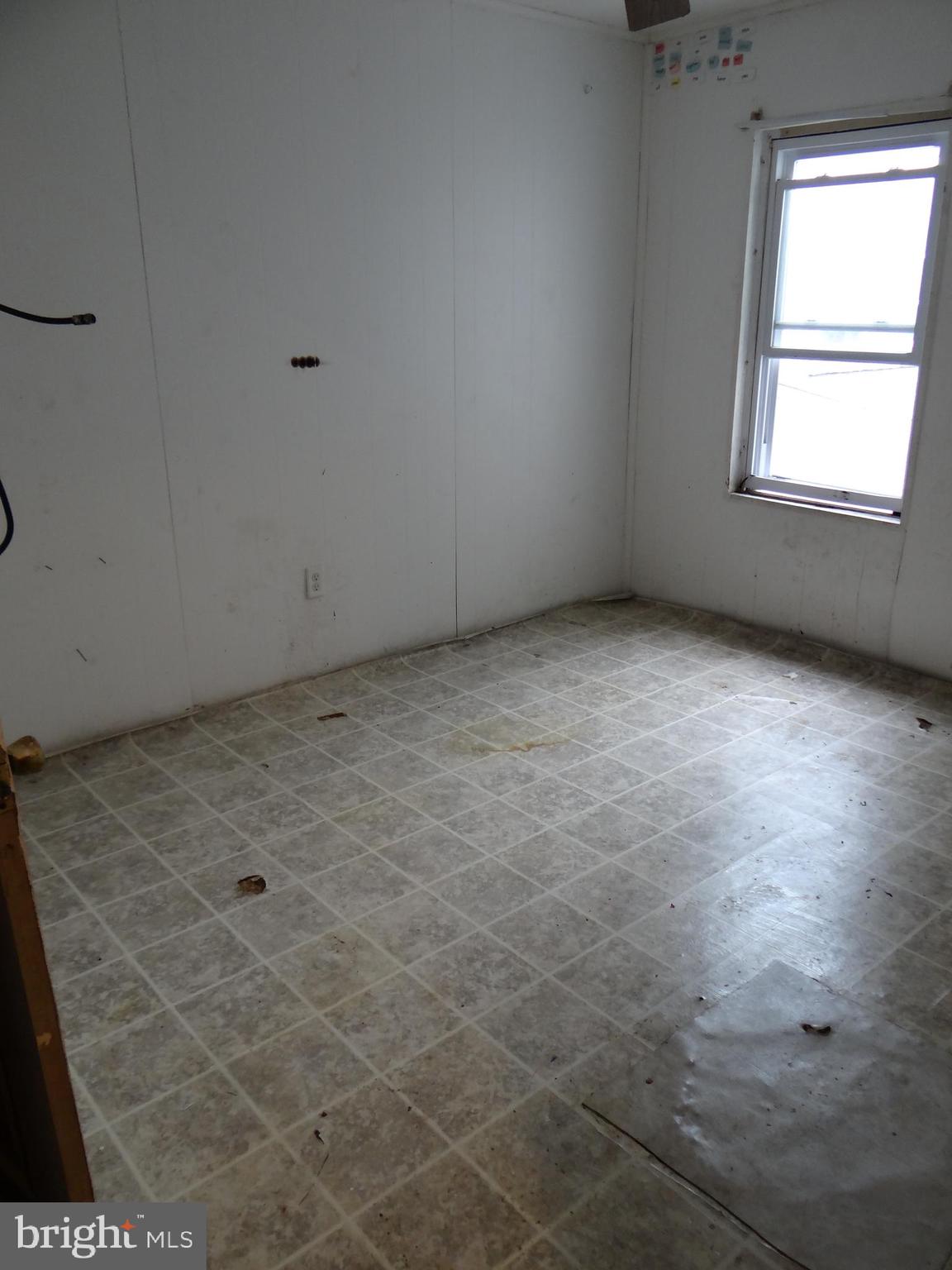 1140 Green Street Reading, PA 19604 - Photo 8 of 12