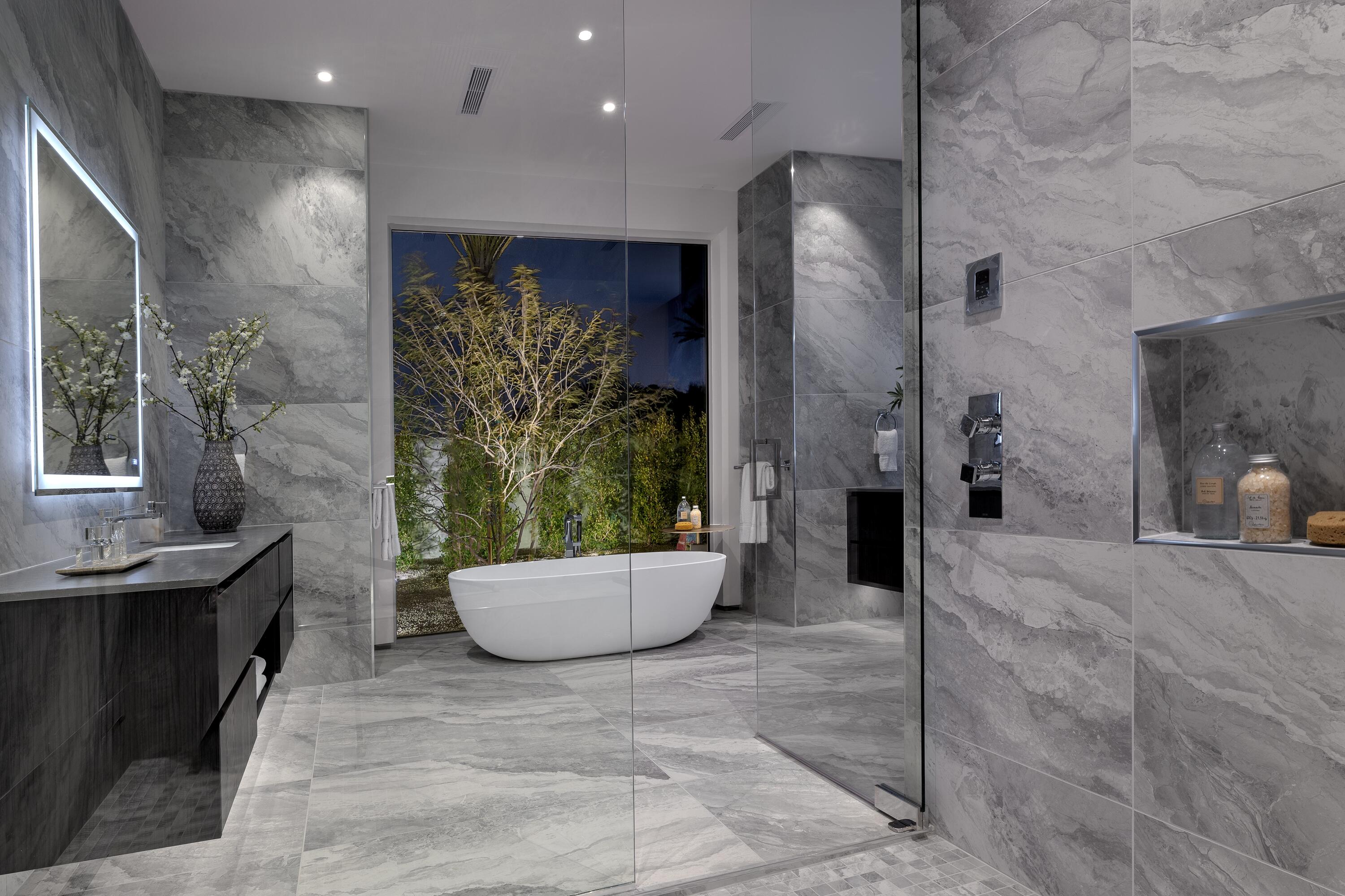 12 Via Linea Rancho Mirage Ca Rancho Mirage, CA 92270 - Photo 10 of 19 Main Bath