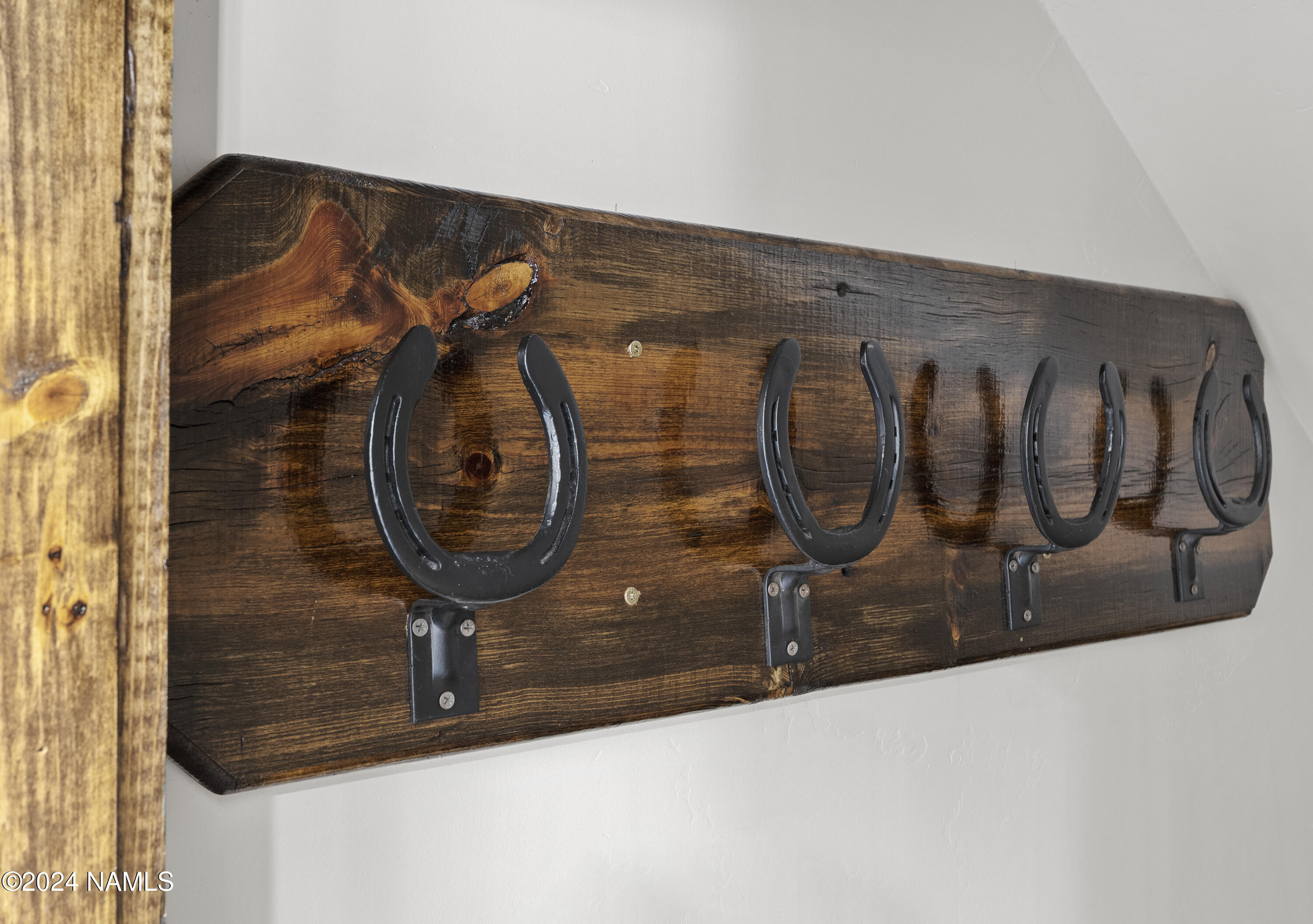 5268 Pabst Way Flagstaff, AZ 86004 - Photo 17 of 55 So many unique Accents