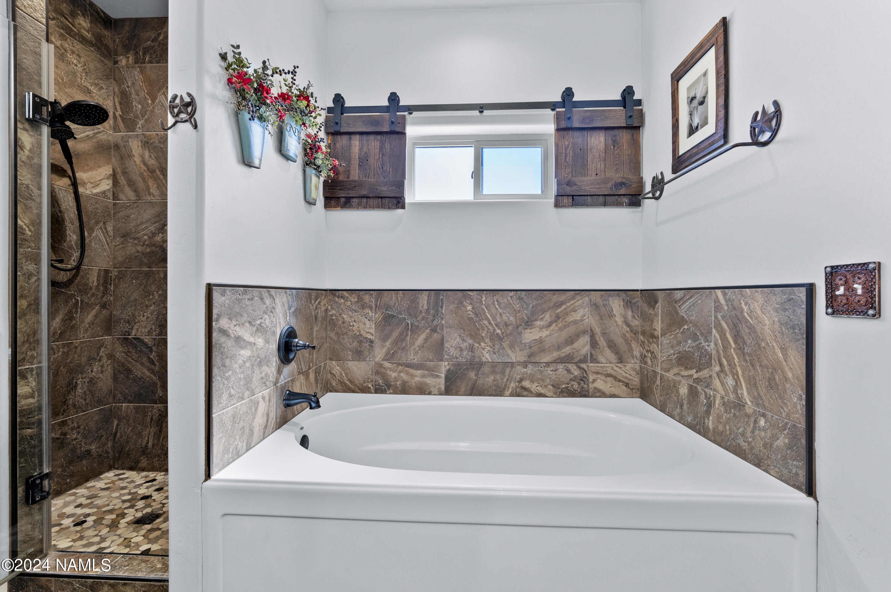 5268 Pabst Way Flagstaff, AZ 86004 - Photo 26 of 55 Separate Tub and Shower Master Bathroom