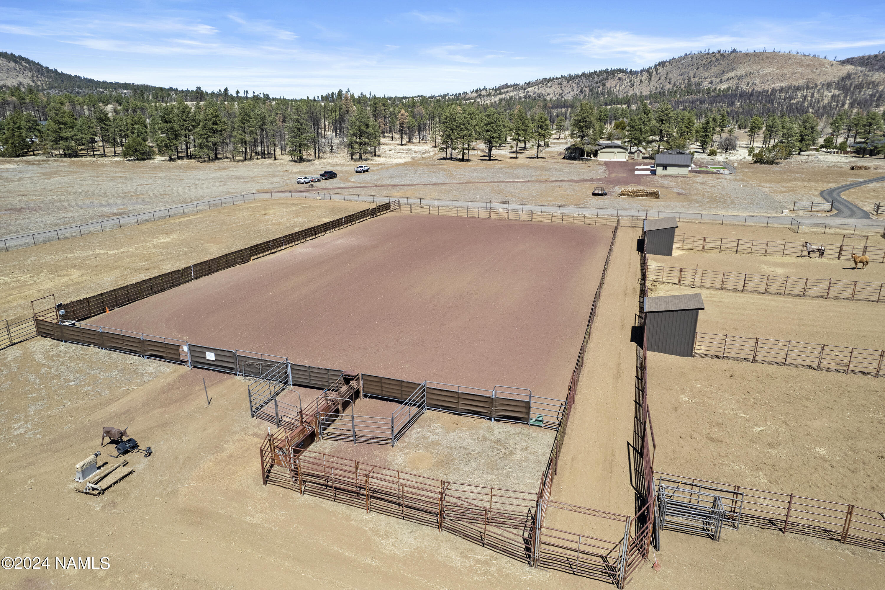 5268 Pabst Way Flagstaff, AZ 86004 - Photo 3 of 55 DJI_0032