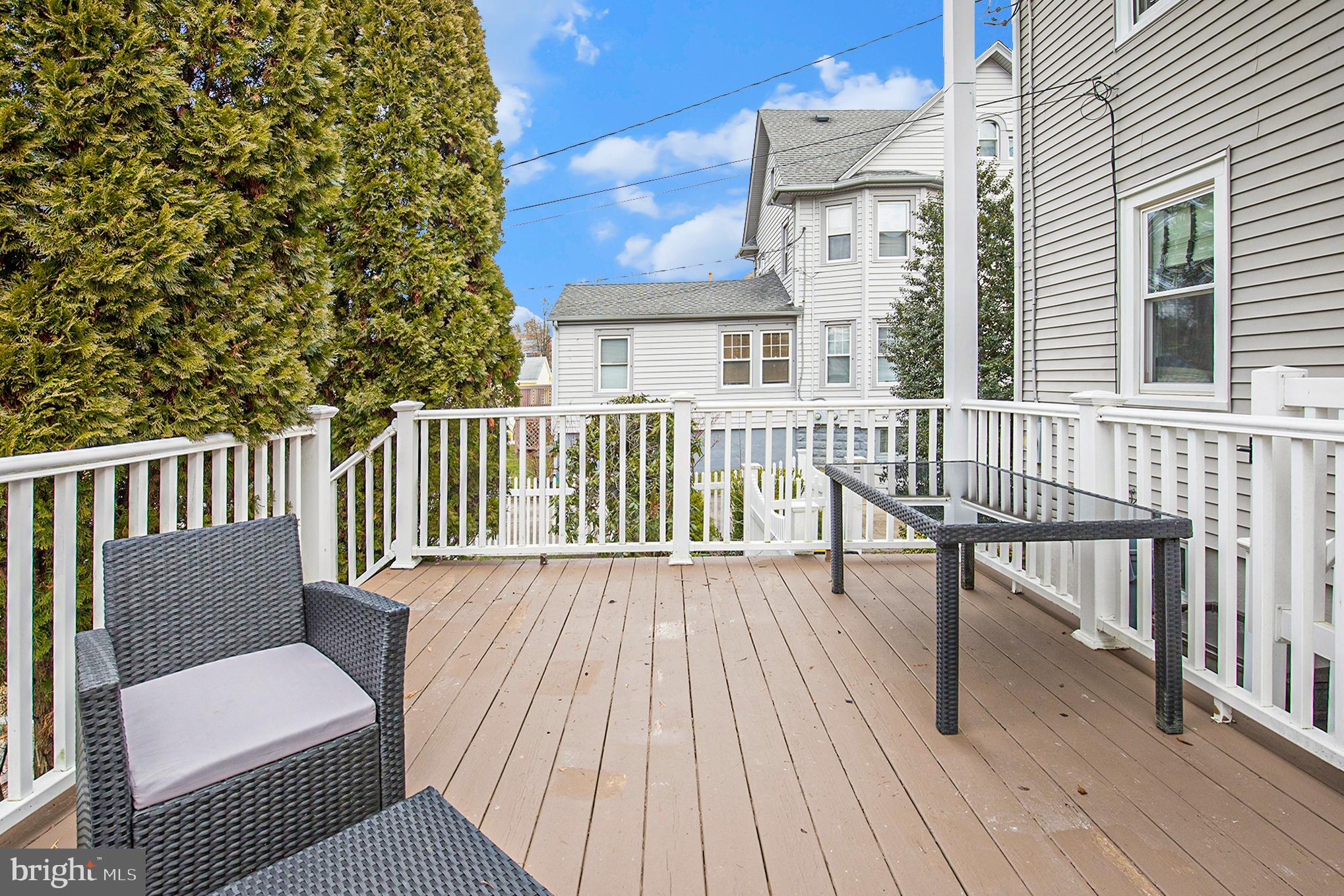 33 East Vassar Road Audubon, NJ 08106 - Photo 9 of 30 Deck
