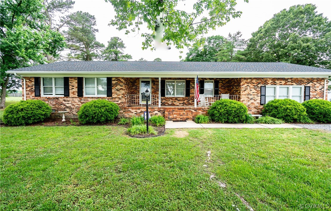 3030 Chelsea Road West Point, VA 23181 - Photo 1 of 28 Gallery Image 1