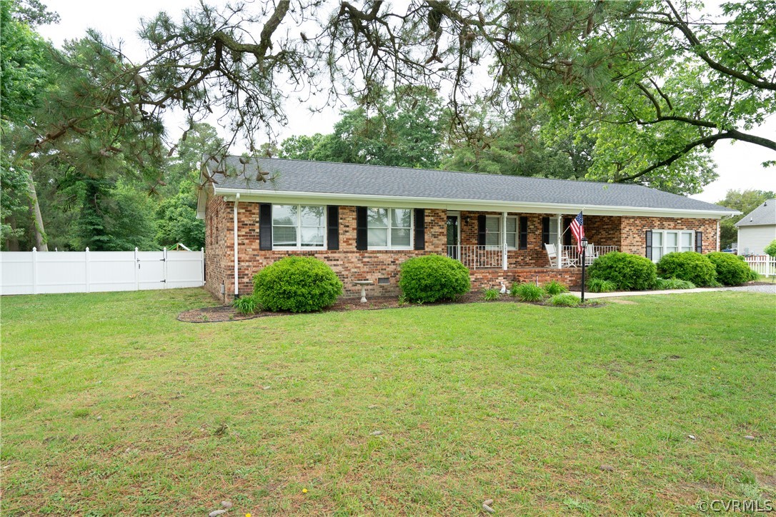 3030 Chelsea Road West Point, VA 23181 - Photo 3 of 28 Gallery Image 3