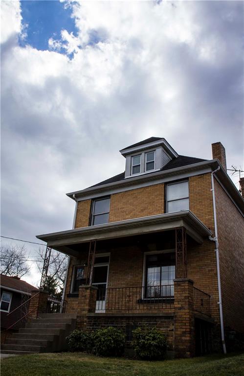 88 Oakwood Road Pittsburgh, PA 15205 - Photo 1 of 23 Exterior Front
