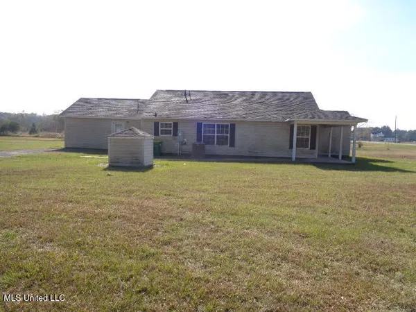 $190,000 | 24900 Highway 613, Lucedale, MS 39452
