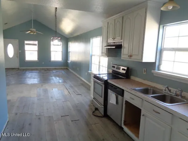 $190,000 | 24900 Highway 613, Lucedale, MS 39452