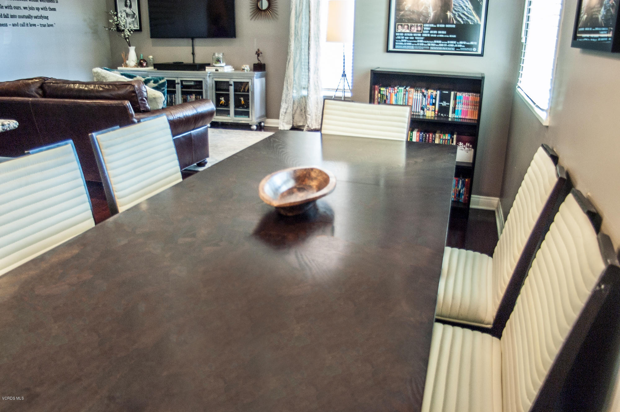 7347 Vanalden Avenue Reseda, CA 91335 - Photo 14 of 19 Vanalden_LivingRoom_02