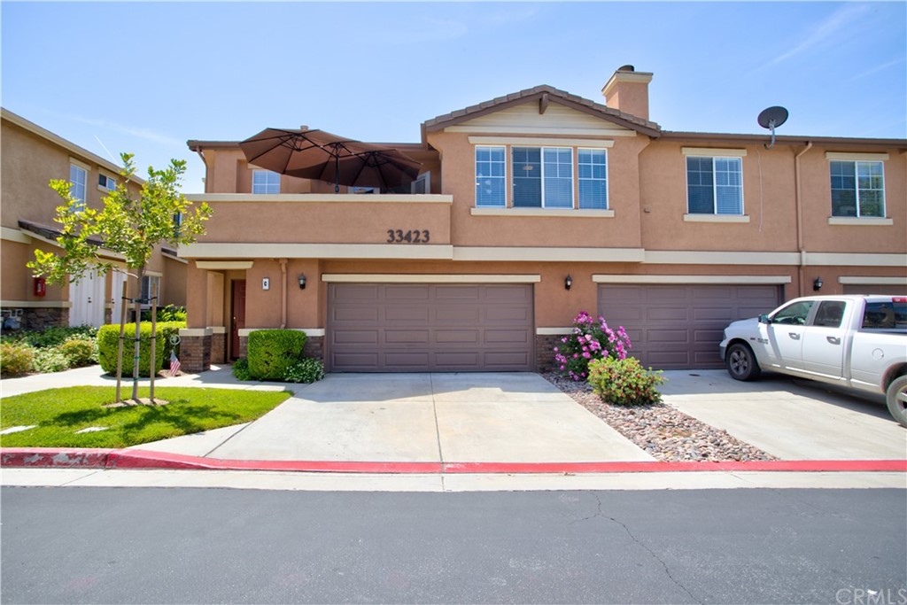 33423 Winston Way, Unit C Temecula, CA 92592 - Photo 2 of 28 Nice 2 car driveway!