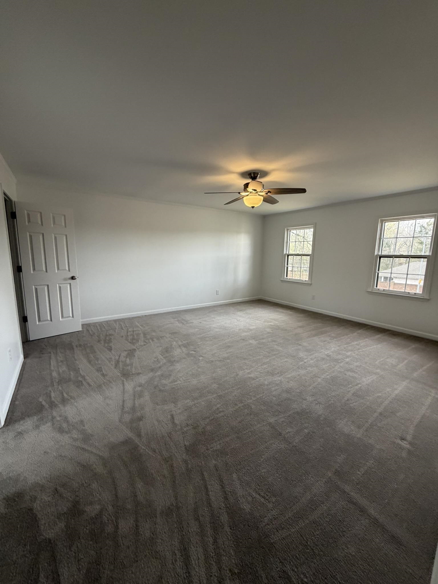 2960 South Germantown Road Germantown, TN 38138 - Photo 25 of 36 a view of a livingroom with a window