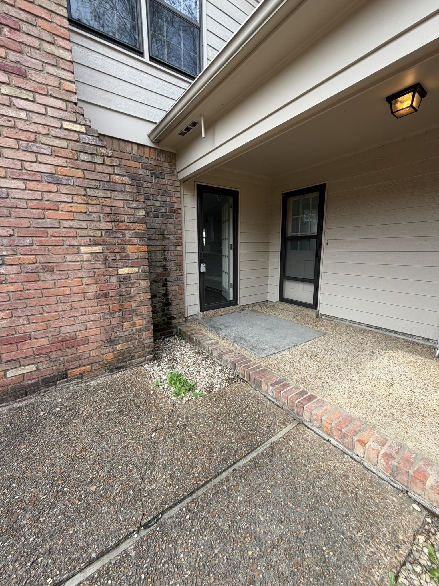2960 South Germantown Road Germantown, TN 38138 - Photo 8 of 36 a view of a backyard