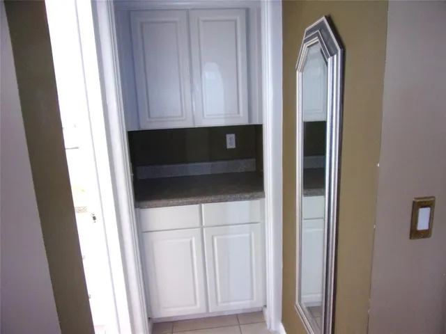 $2,000 | 3204 Colony Club Road, Unit 1, Pompano Beach, FL 33062