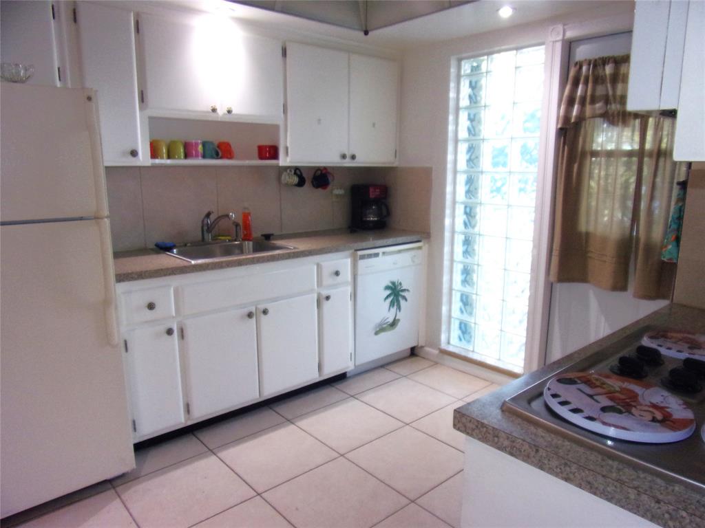 3204 Colony Club Road, Unit 1 Pompano Beach, FL 33062 - Photo 7 of 12