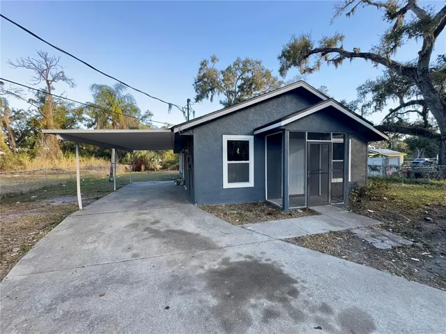 $2,000 | 1837 6th Avenue East, Bradenton, FL 34208