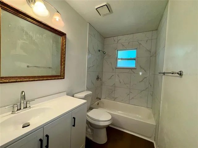 $2,000 | 1837 6th Avenue East, Bradenton, FL 34208