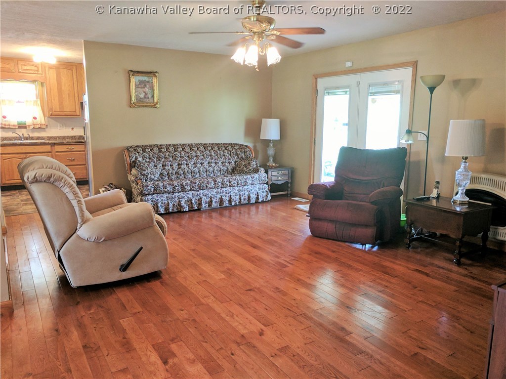 8345 Sandhill Road Point Pleasant, WV 25550 - Photo 10 of 30 Gallery Image 10