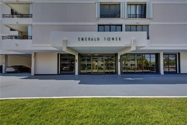 $479,000 | 1401 South Ocean Boulevard, Unit 605, Pompano Beach, FL 33062