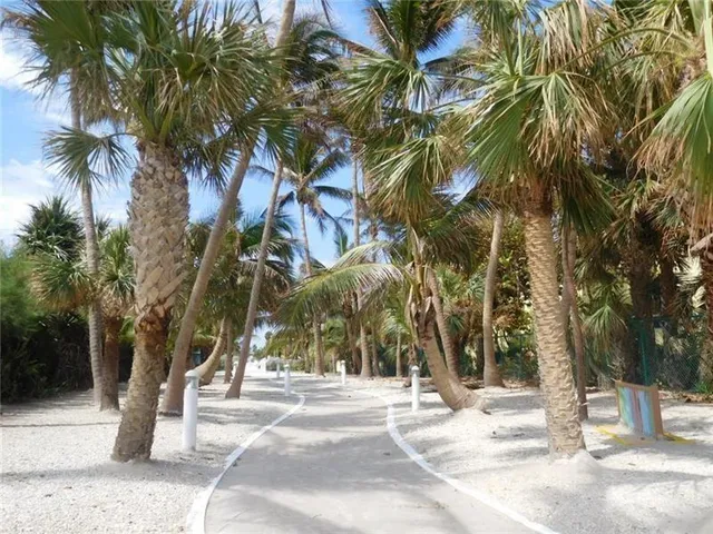 $479,000 | 1401 South Ocean Boulevard, Unit 605, Pompano Beach, FL 33062