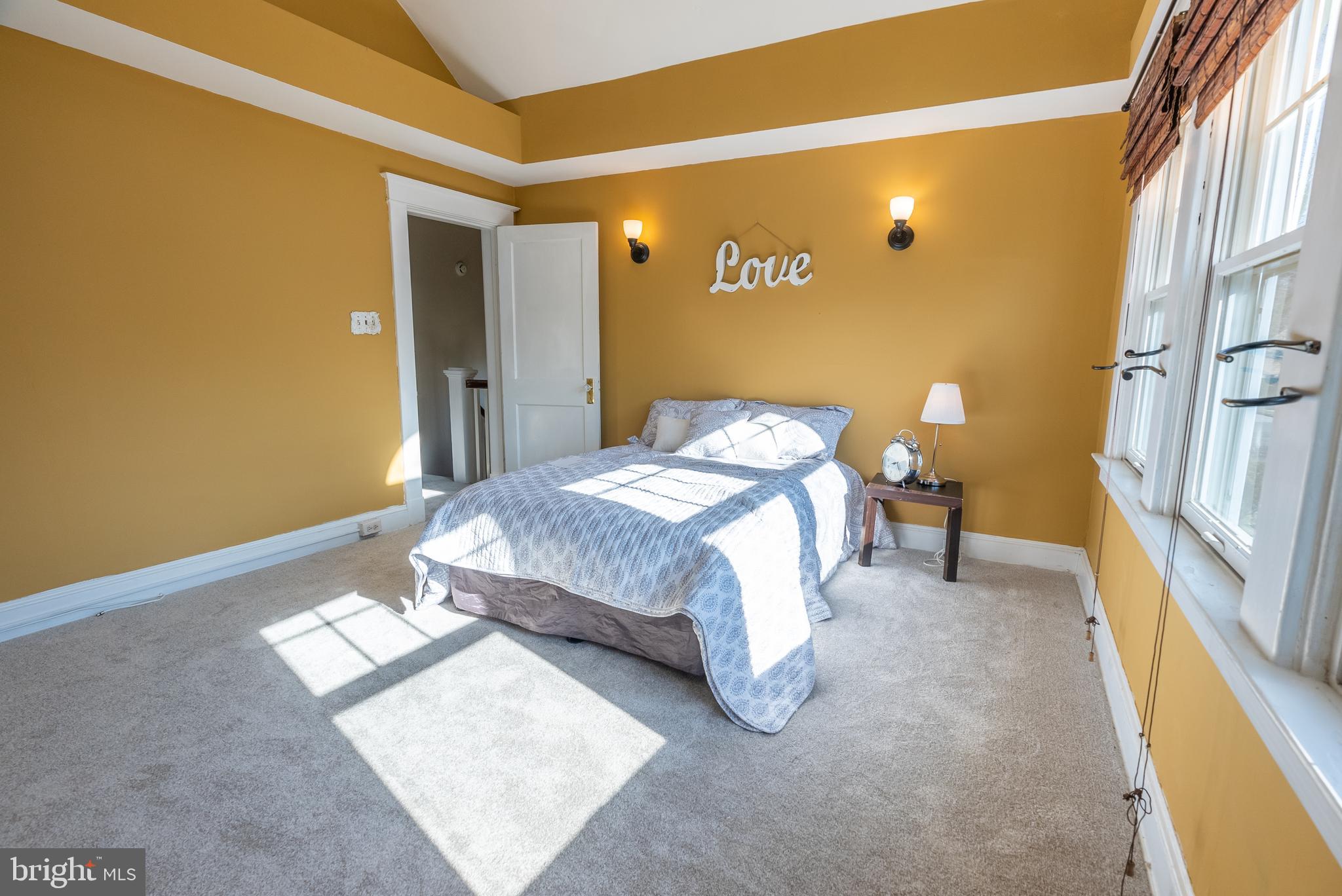 706 Cedarcroft Road Baltimore, MD 21212 - Photo 14 of 32 Primary bedroom 1 - recessed lighting