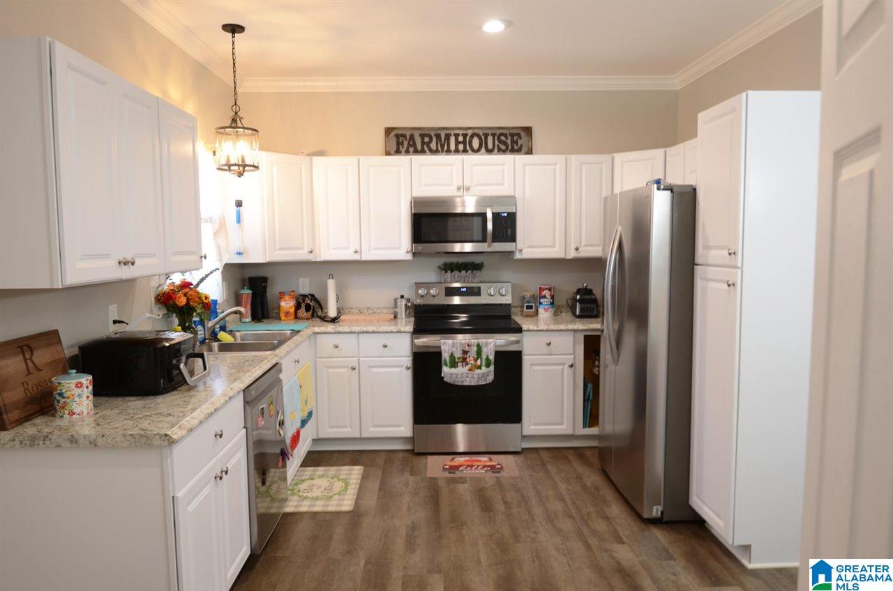 190 Memory Drive Ragland, AL 35131 - Photo 4 of 32