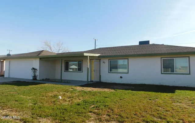 $2,000 | 9236 Bay Avenue, California City, CA 93505