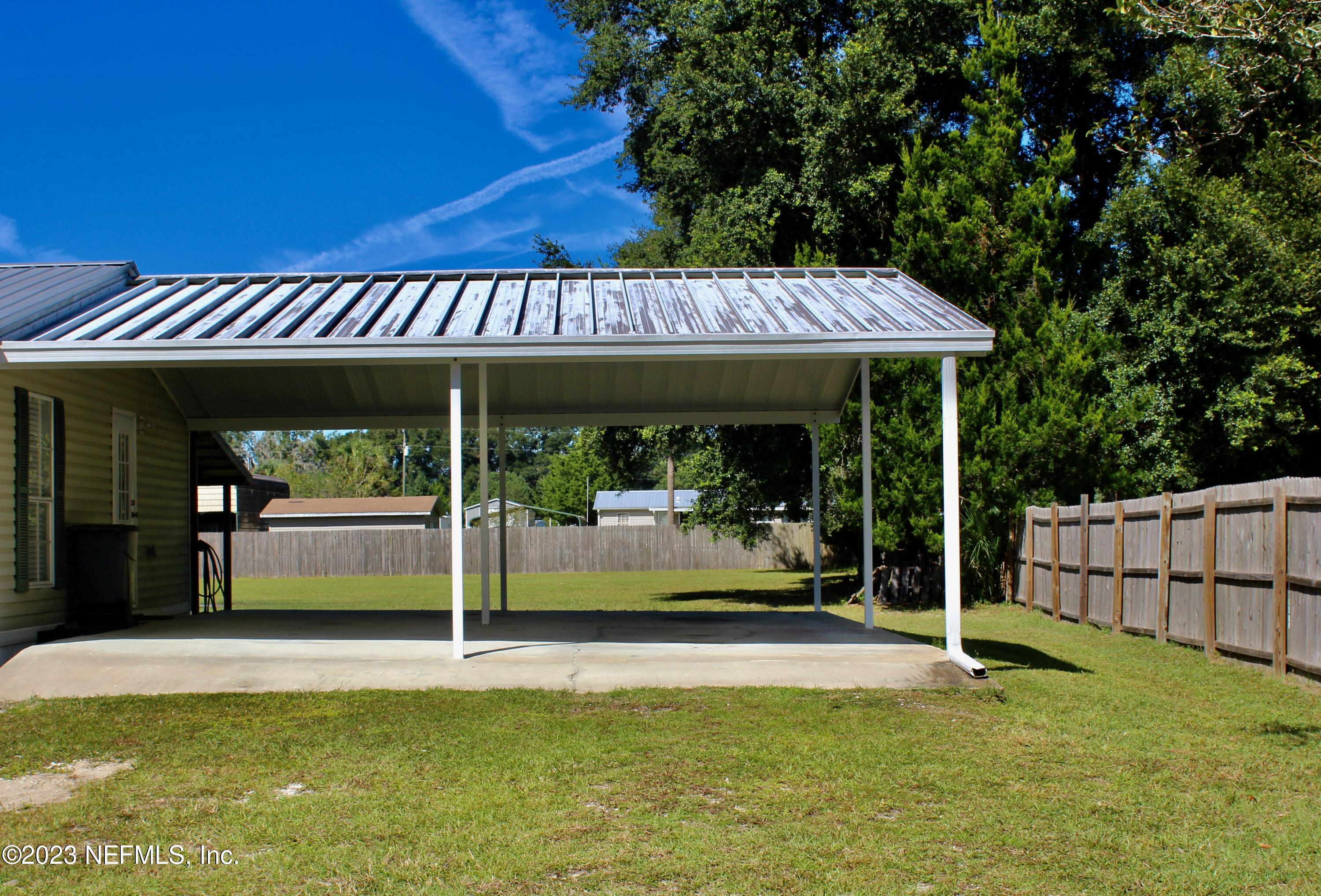 118 Hamilton Road Satsuma, FL 32189 - Photo 5 of 16 IMG_5553