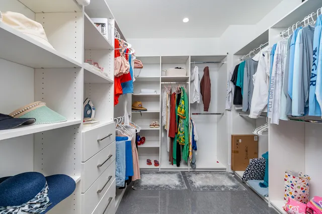 $3,095,000 | 821 Bonito Lane, Key Largo, FL 33037