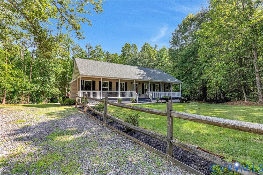 699 Rock Spring Road Bumpass, VA 23024 - Photo 2 of 29