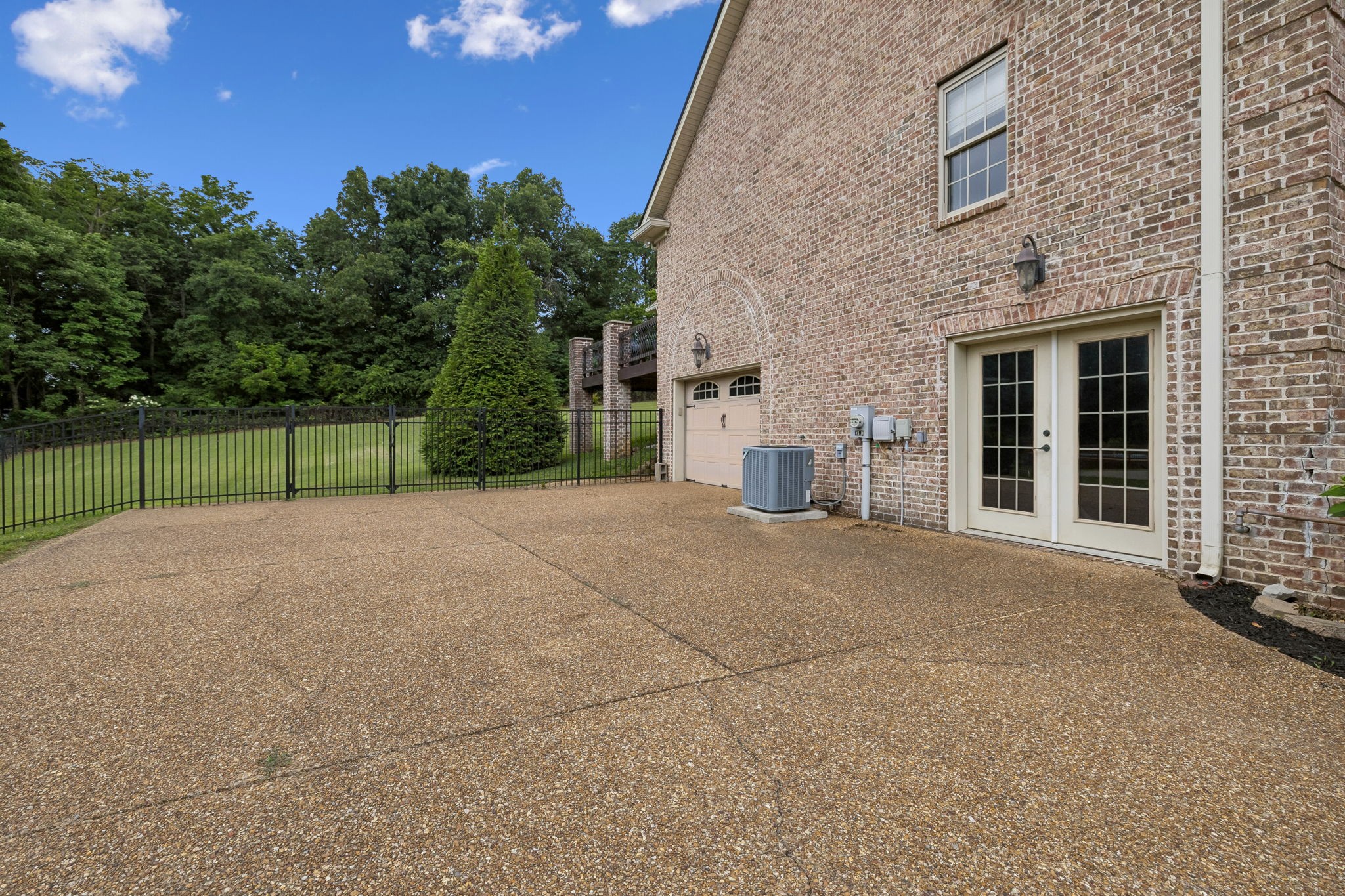 1027 Nina Drive Springfield, TN 37172 - Photo 3 of 51