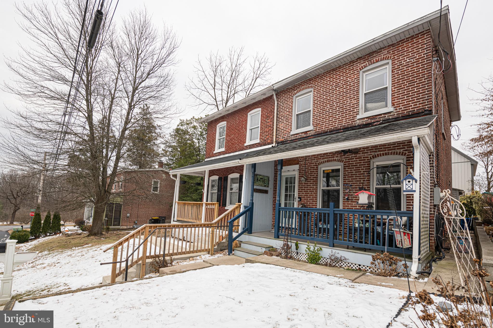 810 Latshaw Road Spring City, PA 19475 - Photo 1 of 27