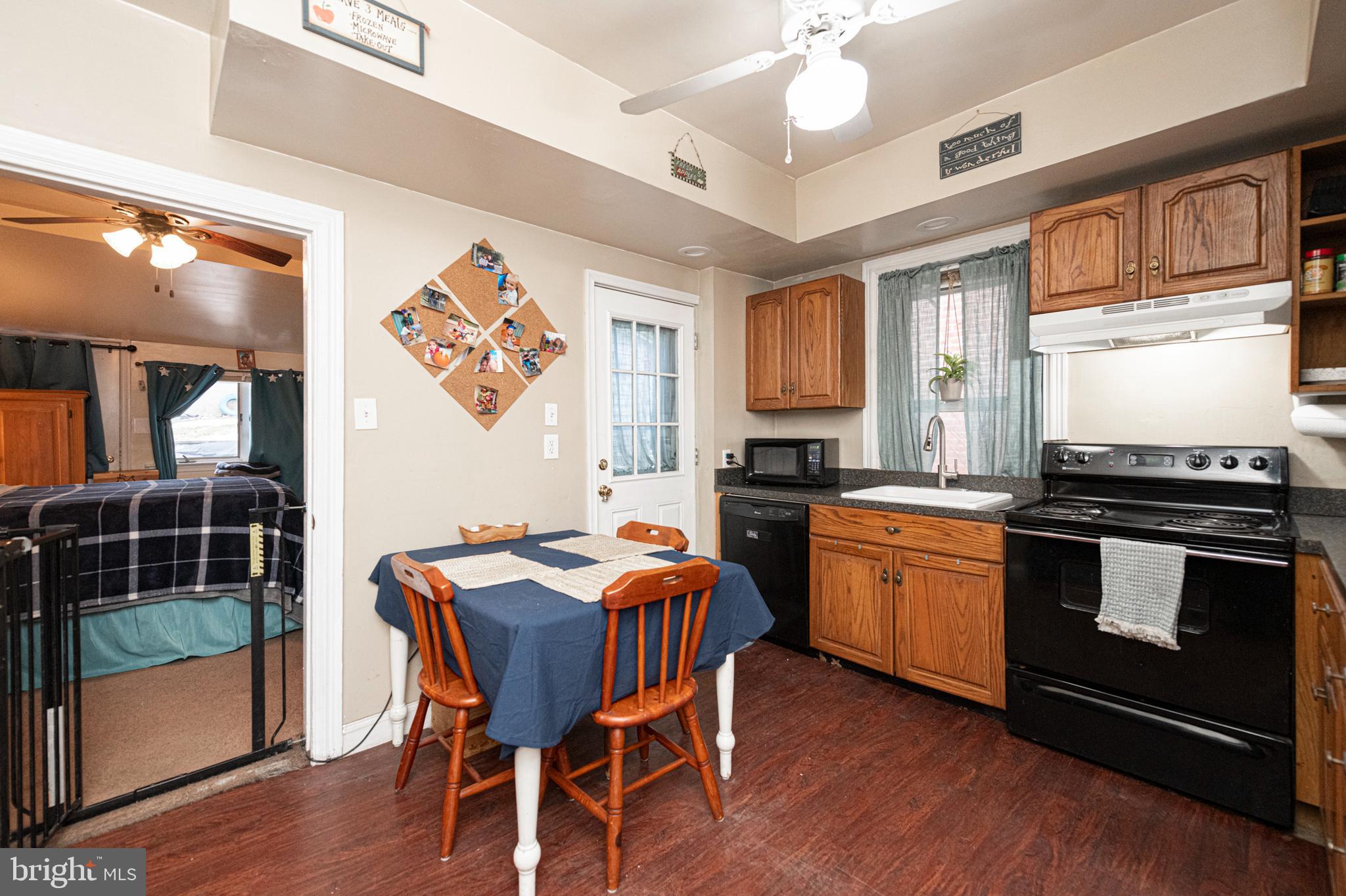 810 Latshaw Road Spring City, PA 19475 - Photo 13 of 27
