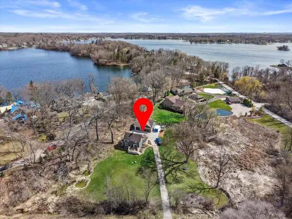 $428,900 | W1689 County J Road, Mukwonago, WI 53149