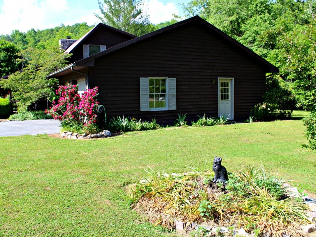 600 Williams Lane Butler, TN 37640 - Photo 7 of 36 Photo 7