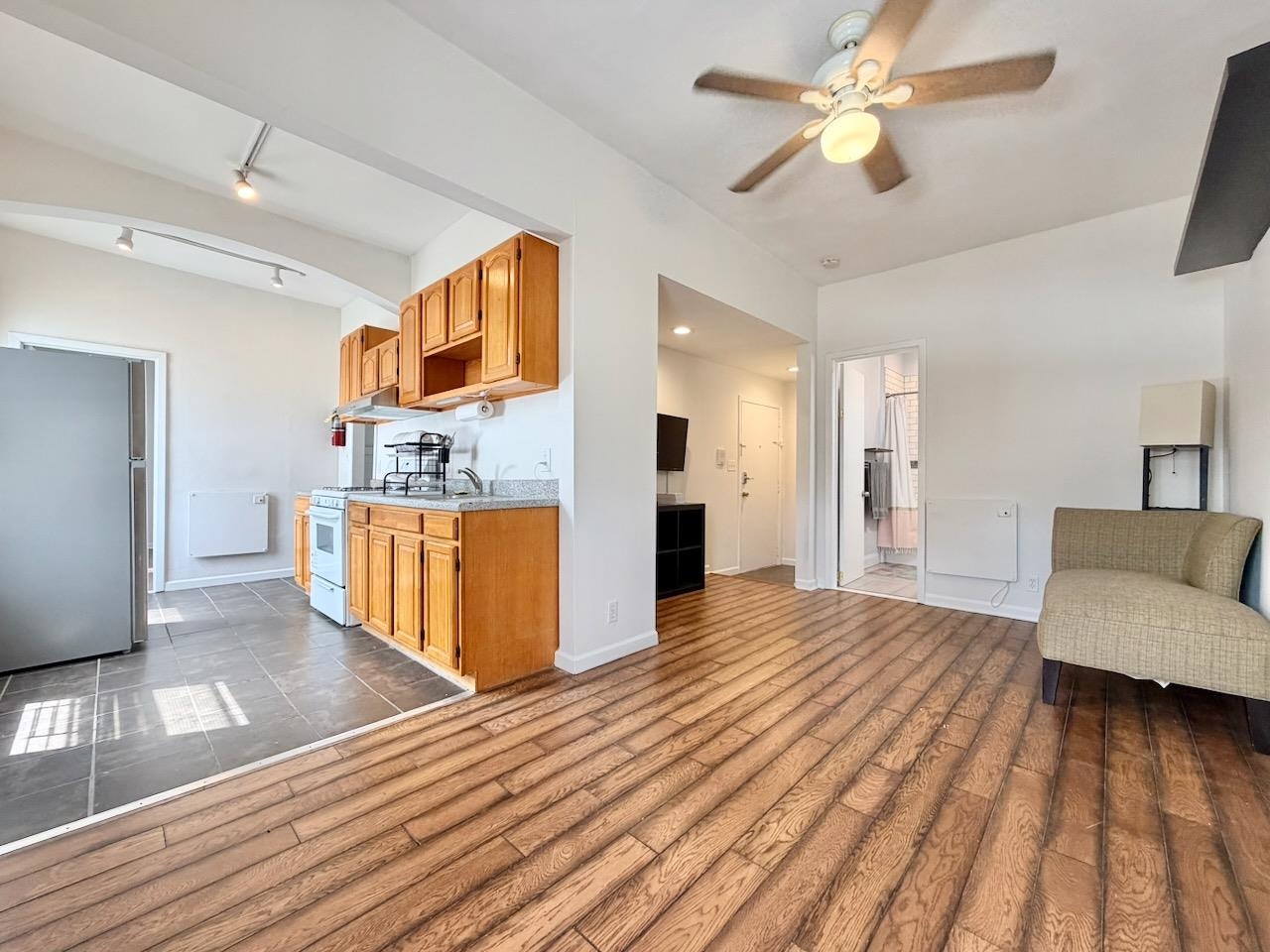 514 Monastery Place, Unit 3R Union City, NJ 07087 - Photo 1 of 21
