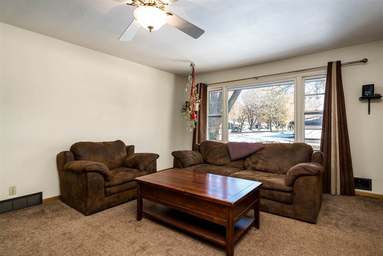 2527 Wisconsin Road Rockford, IL 61108 - Photo 8 of 25 Gallery Image 8