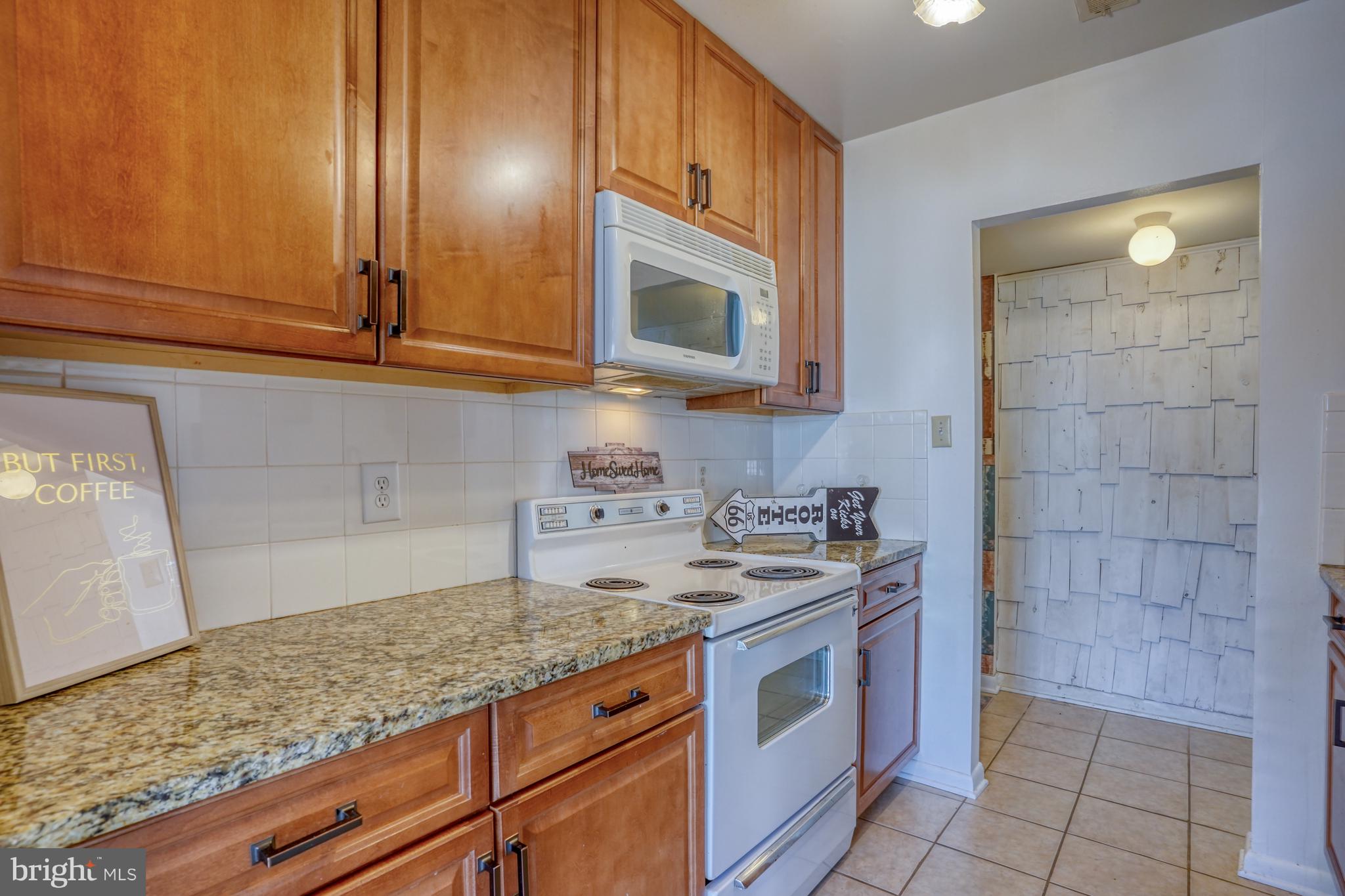 13908 North Ocean Road, Unit 8C Ocean City, MD 21842 - Photo 13 of 36