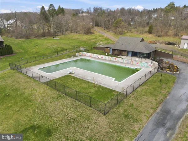 a view of a mini pool with an outdoor space
