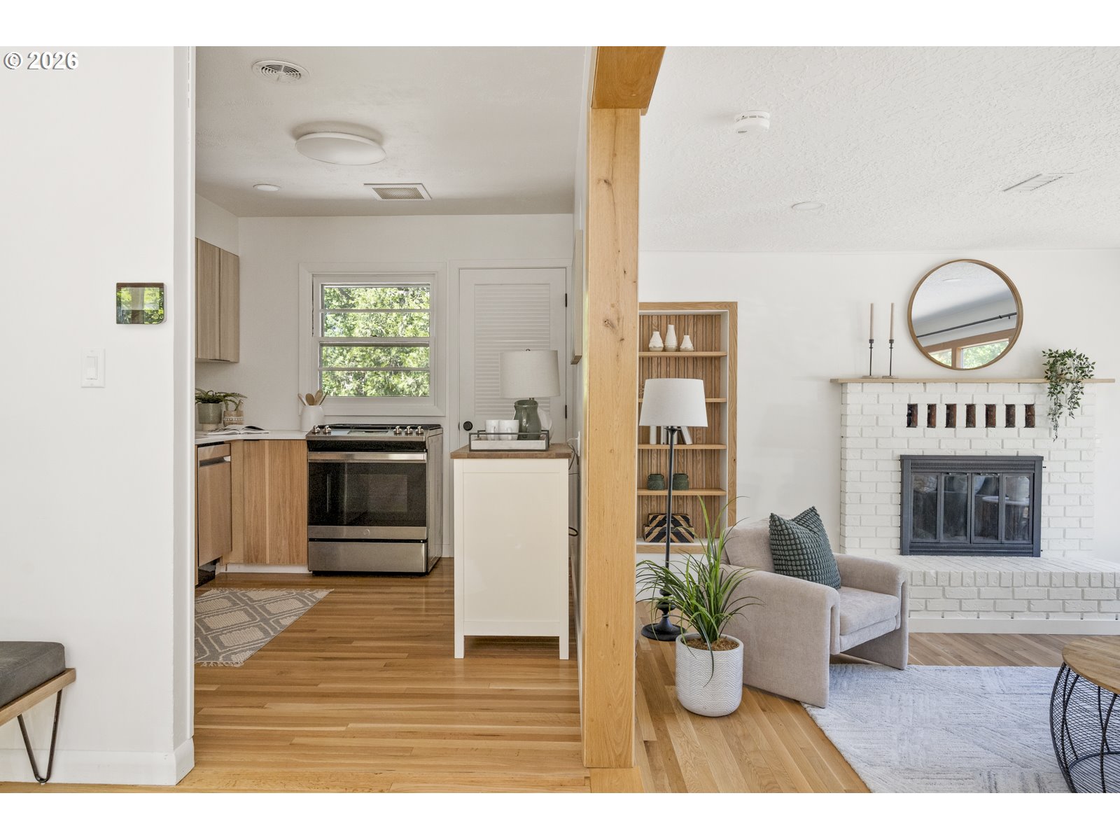 11207 Southwest 53rd Avenue Portland, OR 97219 - Photo 9 of 44
