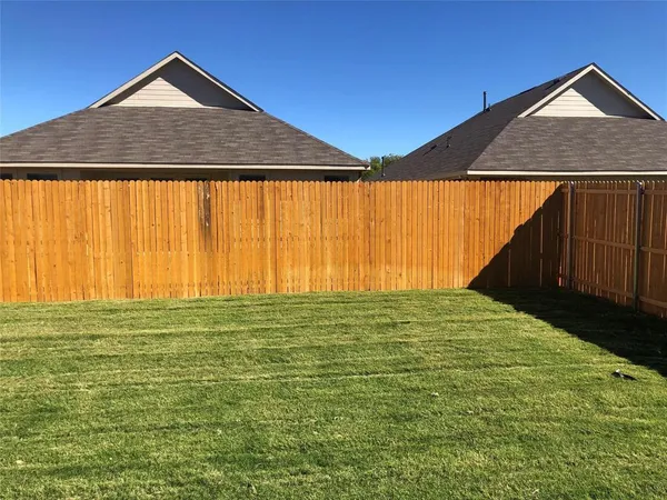 $1,850 | 1447 Mesquite Lane, Princeton, TX 75407