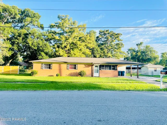$1,450 | 109 Birch Drive, Lafayette, LA 70506
