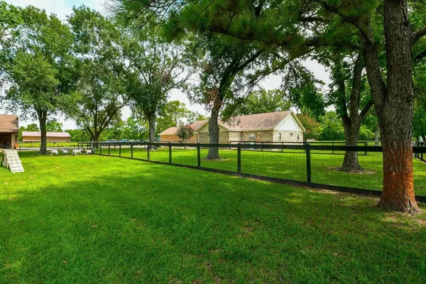 $1,090,000 | 22035 Buescher Road, Tomball, TX 77377