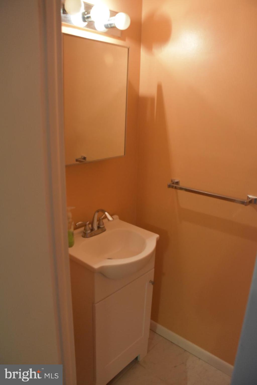 515 North York Road, Unit 1F Willow Grove, PA 19090 - Photo 18 of 35