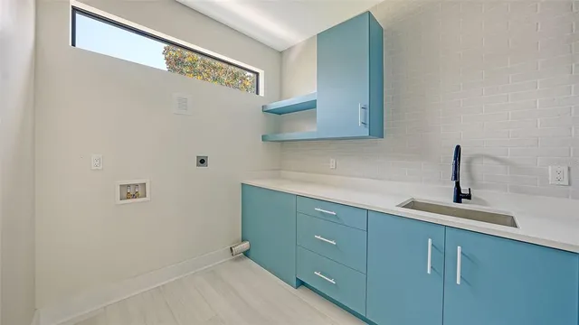 $4,750,000 | 1607 Flower Drive, Sarasota, FL 34239