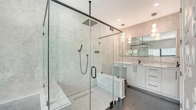 $4,750,000 | 1607 Flower Drive, Sarasota, FL 34239