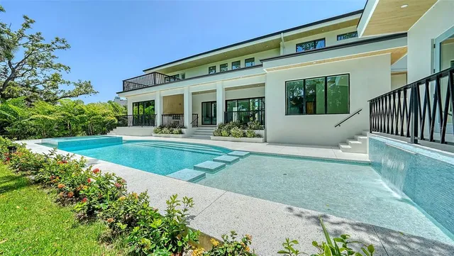 $4,750,000 | 1607 Flower Drive, Sarasota, FL 34239