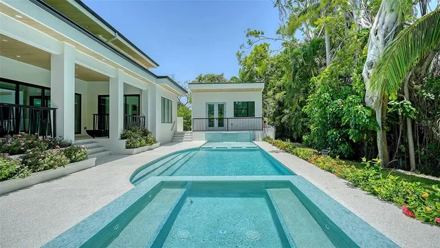 $4,750,000 | 1607 Flower Drive, Sarasota, FL 34239